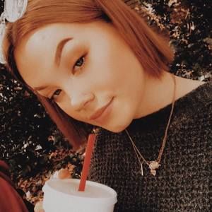 Meet your Posher, Kaitlyn